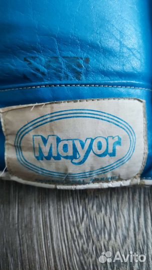 Боксерские перчатки ретро