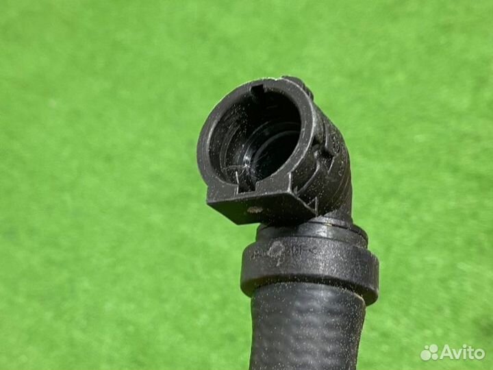 Патрубок системы охлаждения Bmw 5-Series G30