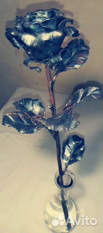 Кованая роза