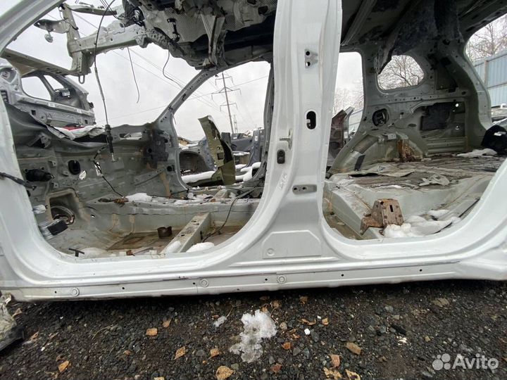 Порог со стойкой левый Mitsubishi Outlander GF 201