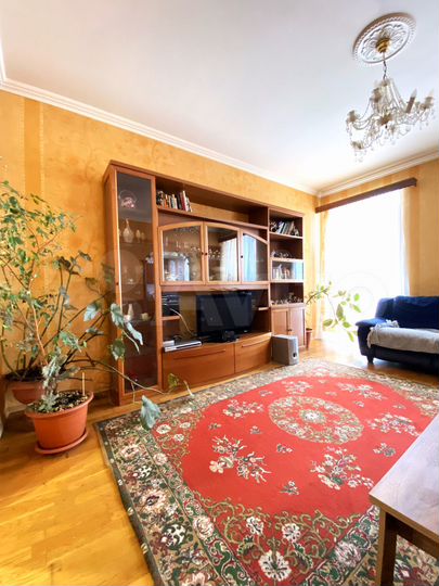 3-к. квартира, 87 м², 3/5 эт.