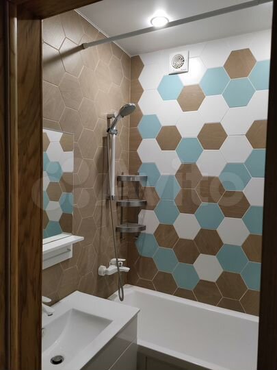 2-к. квартира, 54 м², 8/10 эт.