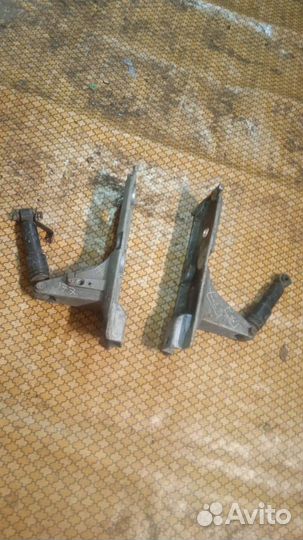 Кронштейн кабины Renault Magnum 3 2003 5010552180