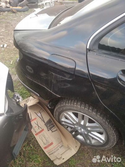 Мерседес Бенс w204 заднее правое крыло