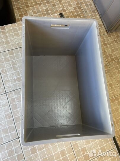 Ящик пластиковый