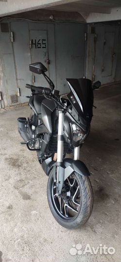 Bajaj dominar 400