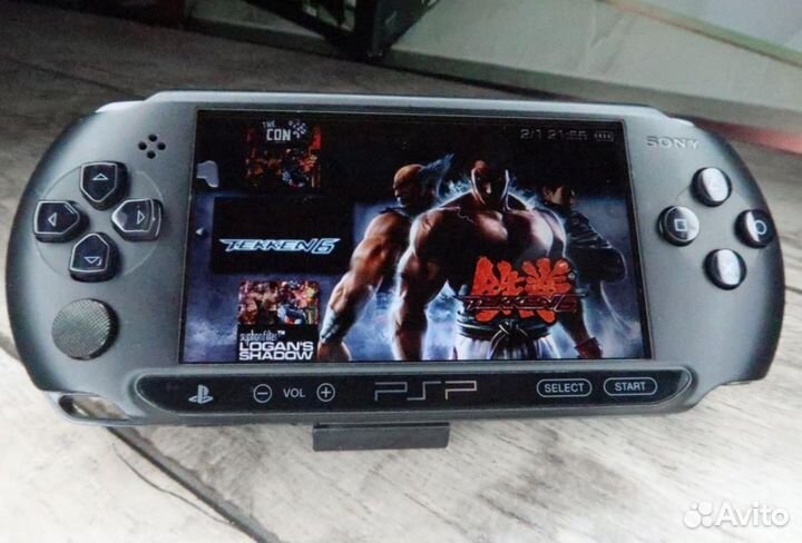 PSP + 2000 игр Прошитая Playstation Portabl