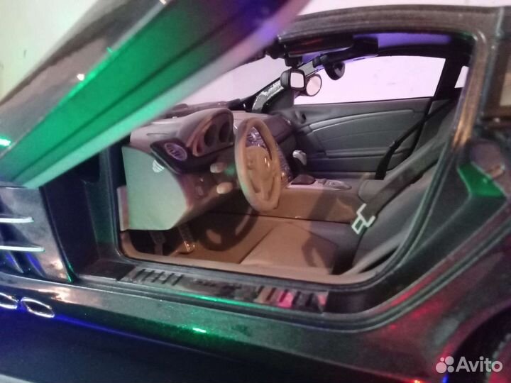 Коллекционная машина Mercedes-Benz Slr MeLaren