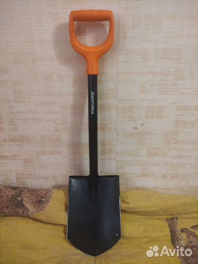 Лопата штыковая fiskars