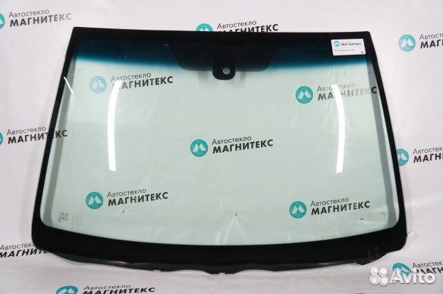 Лобовое стекло toyota avensis 2003-08