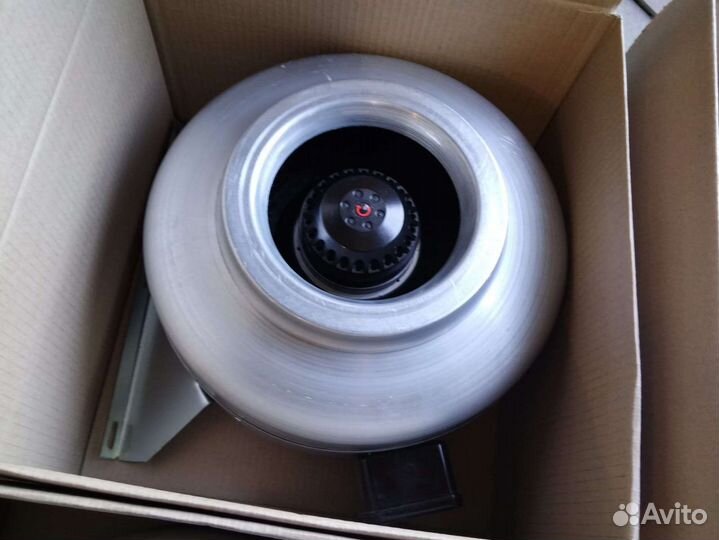 Канальный вентилятор 250 ц 1100 куб