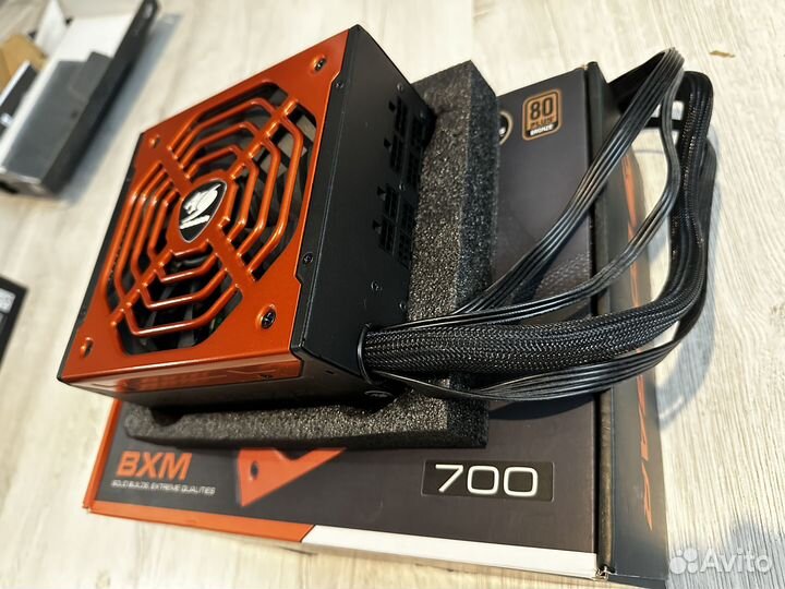 Блок питания Cougar BXM 700W