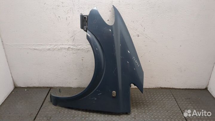 Крыло Mercedes Viano, 2005