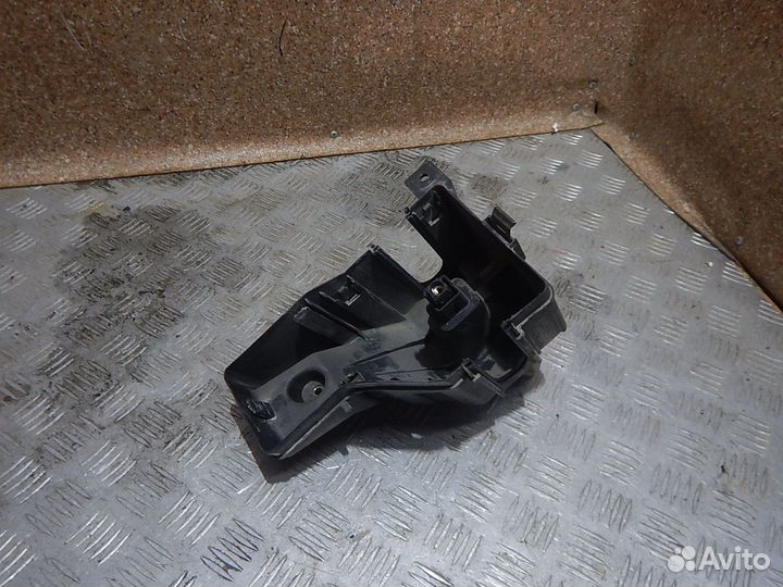 Корпус блока предохранителей, Toyota (Тойота) -RAV