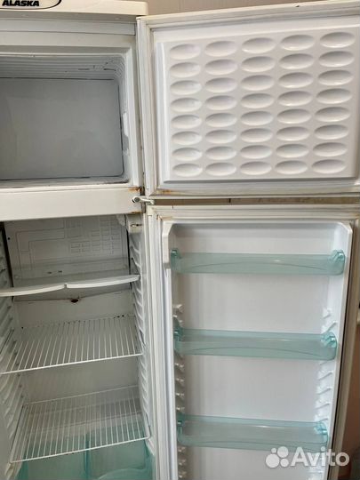 Холодильник бу Alaska