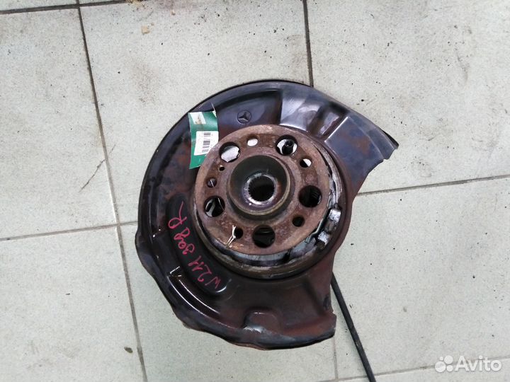 Цапфа задняя Мерседес W211