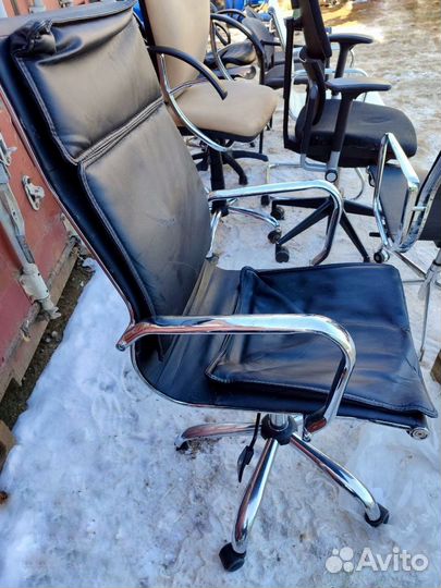 Офисные стулья