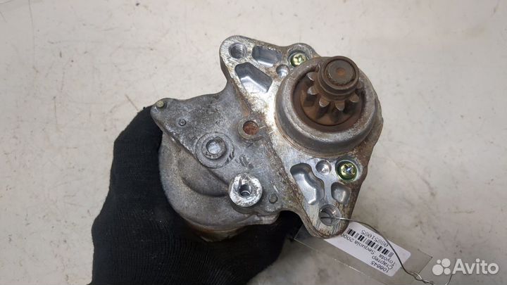 Стартер Toyota Sequoia, 2004