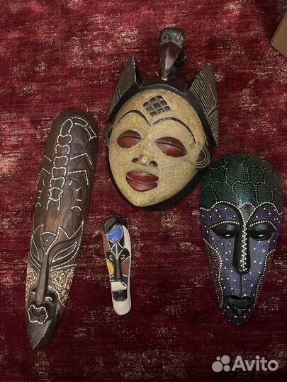 Африканские маски из дерева