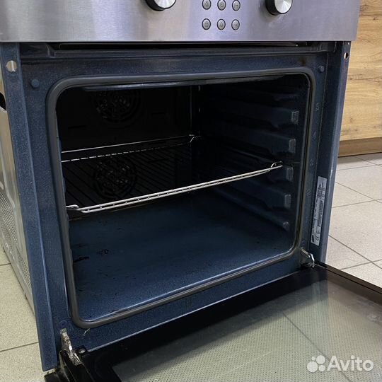 Электрический духовой шкаф Samsung BF64cbstr