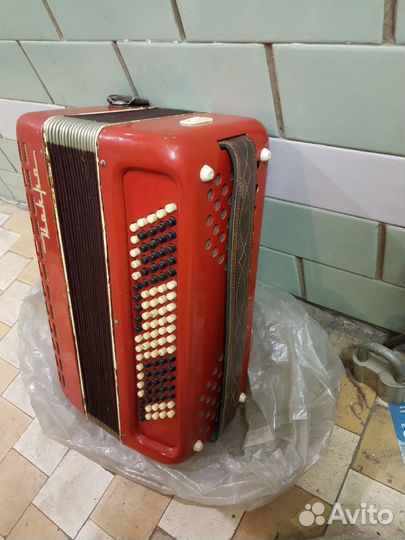 Баян Искра 1959 года