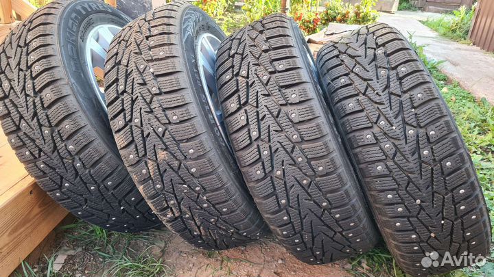 Комплект колес в сборе на VW Polo