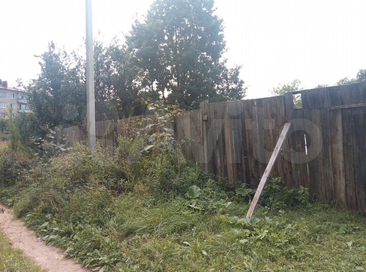 Дом 30 м² на участке 16 сот.