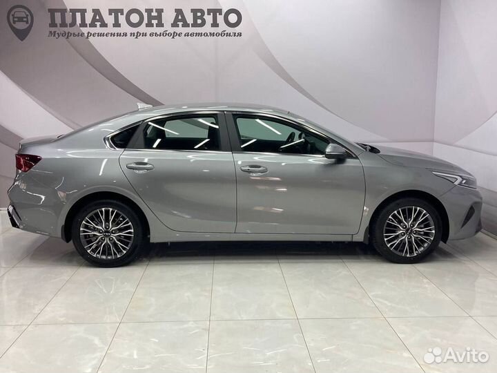 Kia Cerato 2.0 AT, 2022