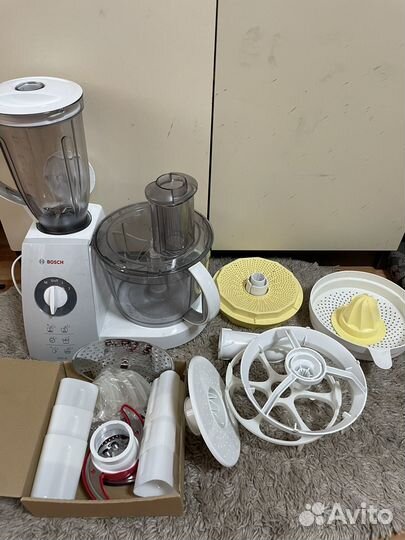 Кухонный комбайн Bosch MCM5525/02