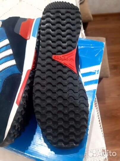 Кроссовки adidas zx750