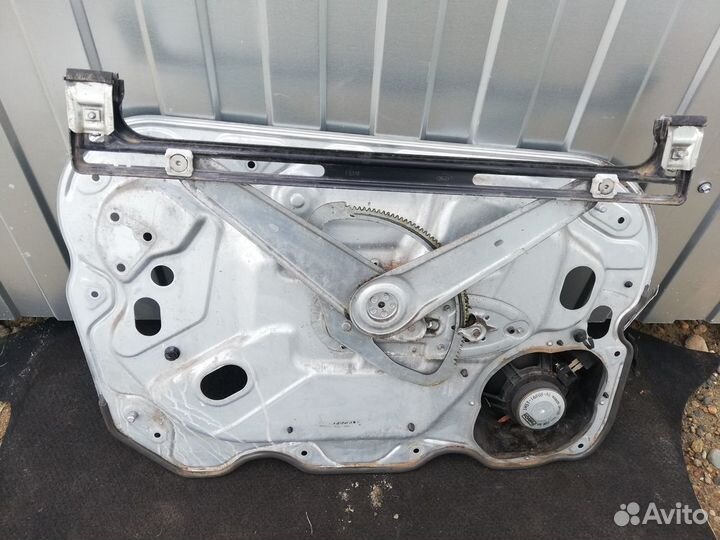 Стеклоподъемник передний правый Форд Фокус 2