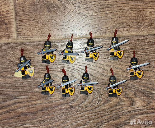 Лего минифигурки, турнирный рыцарь 1шт