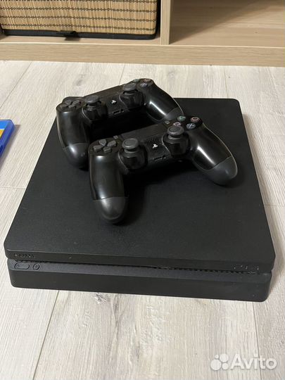 Sony PS4 slim 1tb