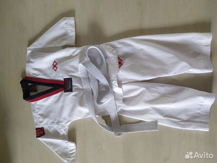 Костюм для Тхэквондо