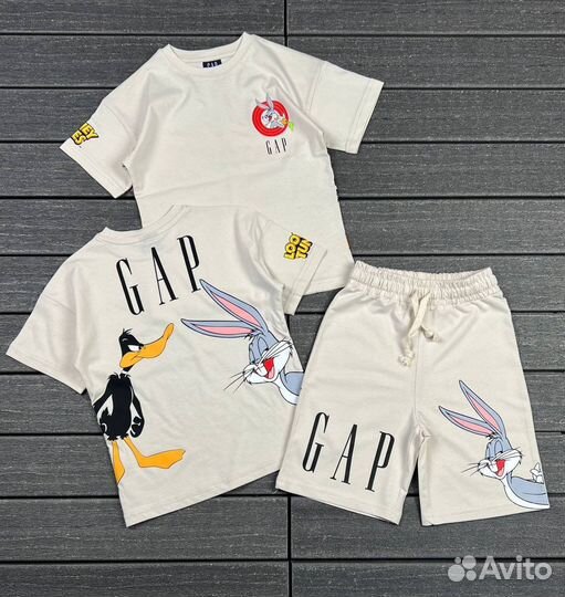 Костюм с шортами Gap