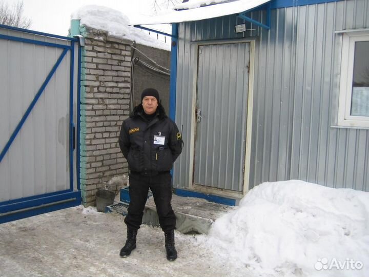 Охранник без лицензии вахта