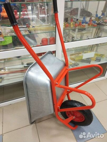 Тачка строительная одноколесная 110л 200кг