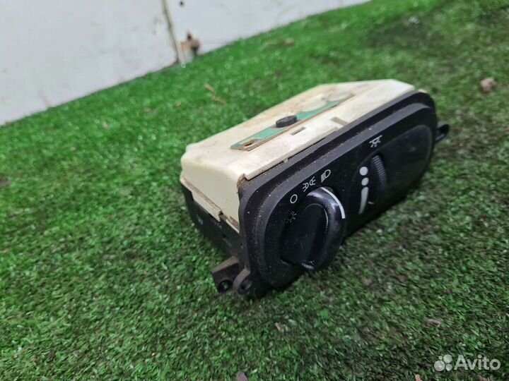 Блок света фар Chrysler Concorde 2