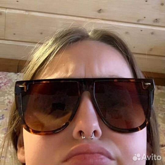 Солнцезащитные очки женские