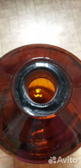 Бутылка стеклянная