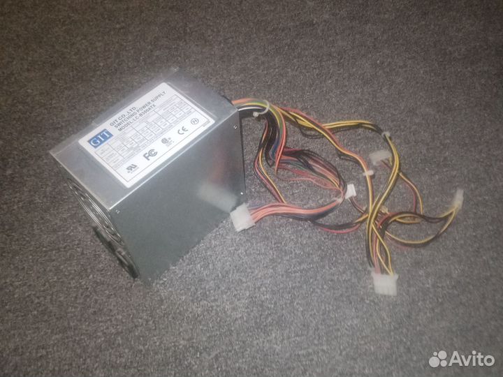 Блок питания LC-B300ATX