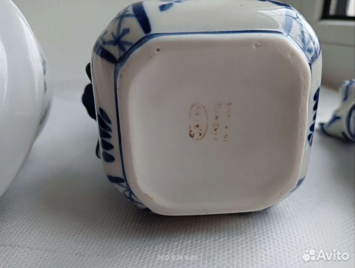 Шкатулка, лимонница, собачка