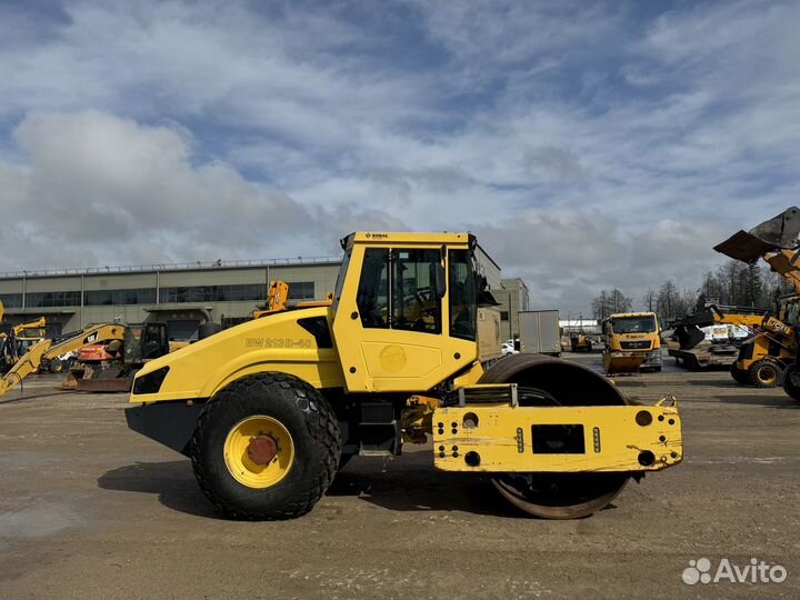 Дорожный каток Bomag BW 213 D-40, 2017