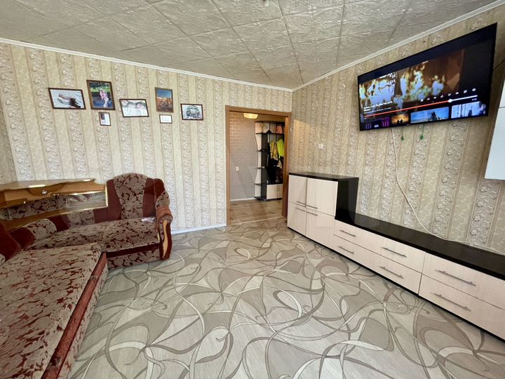 2-к. квартира, 53,1 м², 1/2 эт.