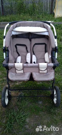 Коляска для двойни