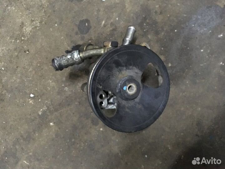 Насос гидроусилителя QG18