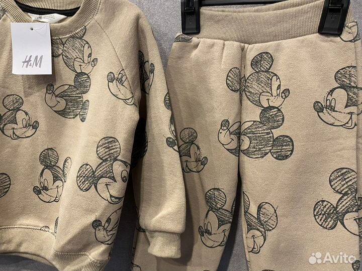 Костюм H&M новый 104