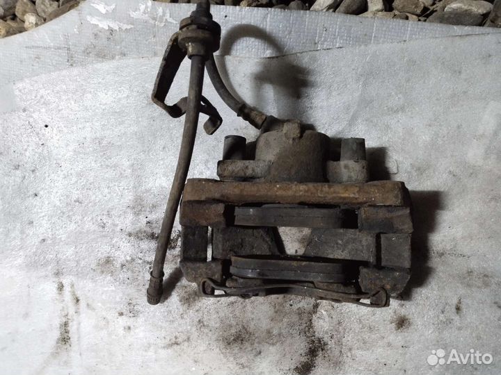 Тормозной суппорт задний левый BMW m2