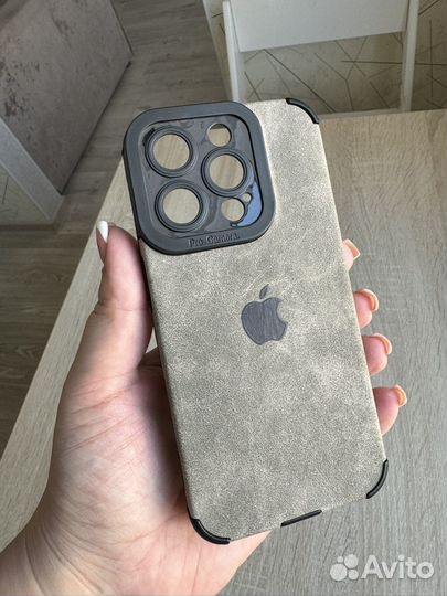 Чехол на iPhone 15 про