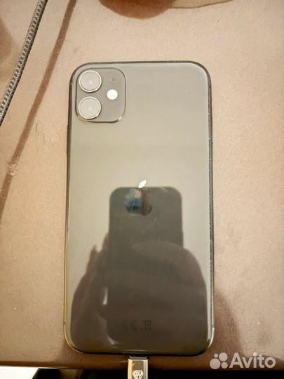 iPhone 11, 64 ГБ